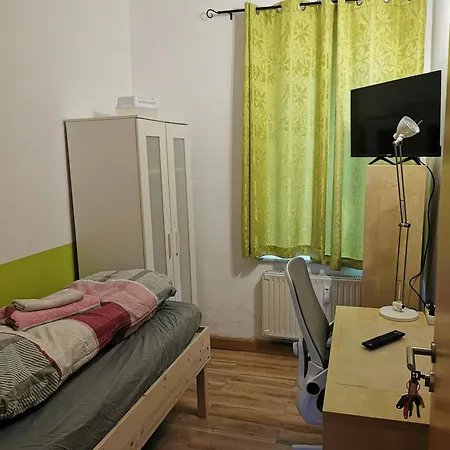 Saxonybnb Apartamento *